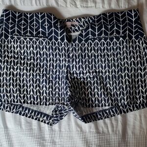 GAP Navy and White Patterned Women's Shorts